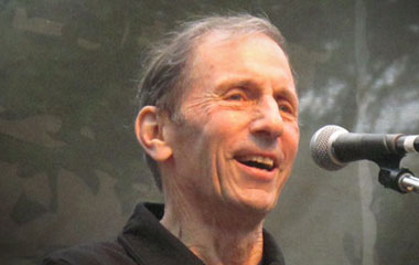 Warren Hellman